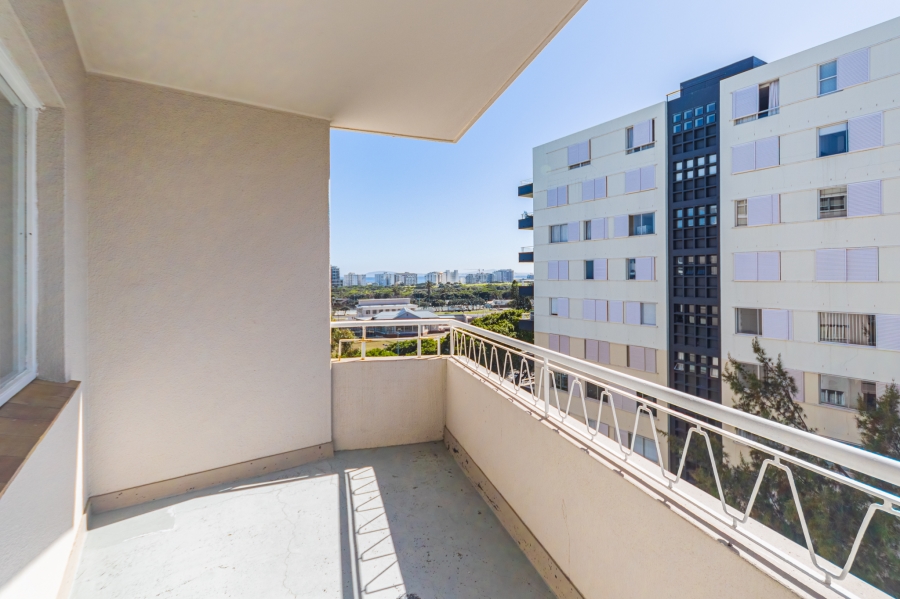 1 Bedroom Property for Sale in Green Point Western Cape